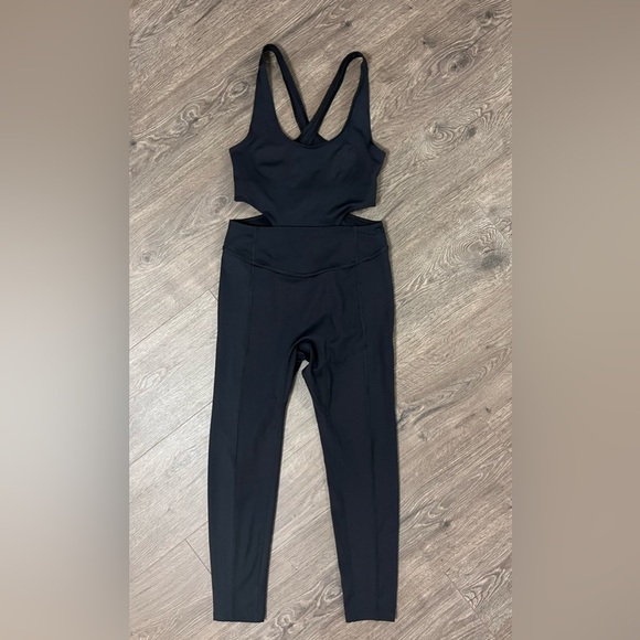 *NWOT* Free People Back It Up Onesie - Picture 5 of 7